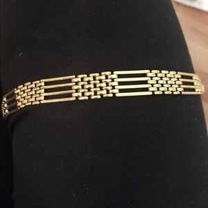Vintage Jewelry - Vintage Gold Tone Bracelet Vintage Jewelry - Vintage Gold Tone Bracelet
